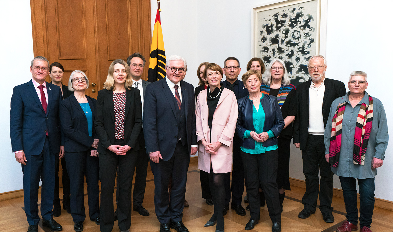 Gruppenfoto mit Bundespräsident Frank-Walter Steinmeier
